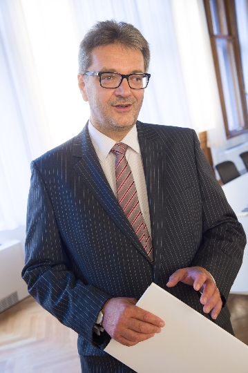 Peter Hacker, Projektleiter für neue Koordinierungsstelle für Flüchtlingswesen