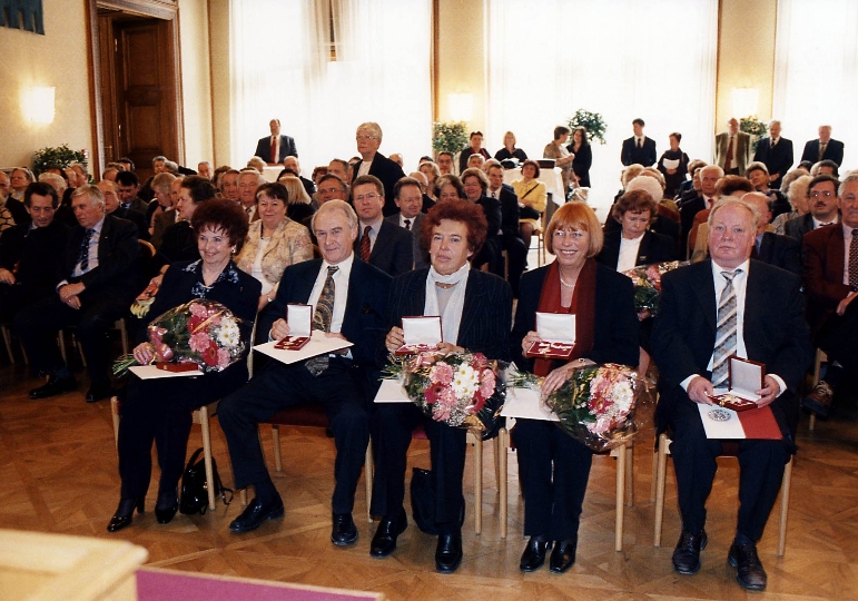v.li.n.re.: Eleonora Suchacek, Dr. Wolfgang Stalitzer, Hermine Moser, Christine Hies, Gernot Haider