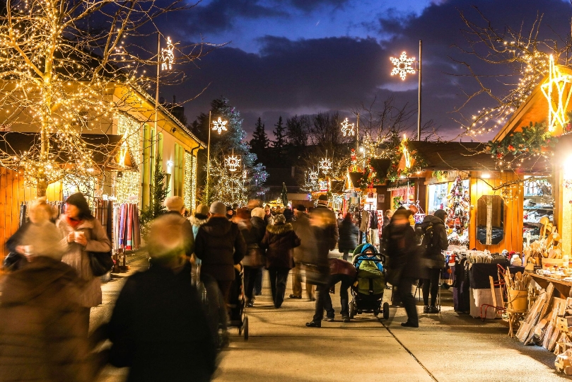 "Natürlich-Christkindl-Weihnachtsmarkt", Ausstellung "Himmlische Weihnachtszeit" sowie der "Traditionelle Weihnachtsmarkt" sind die diesjährigen Highlights. 