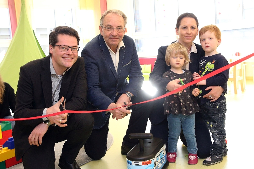 Bildungsstadtrat Jürgen Czernohorszky und Bezirksvorsteher Leo Plasch eröffnen den neuen Kindergarten-Standort