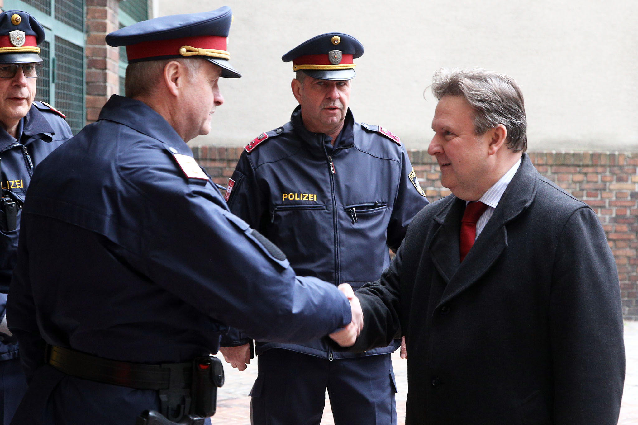 . Agenti di polizia di Graetzl a Rabenhof .