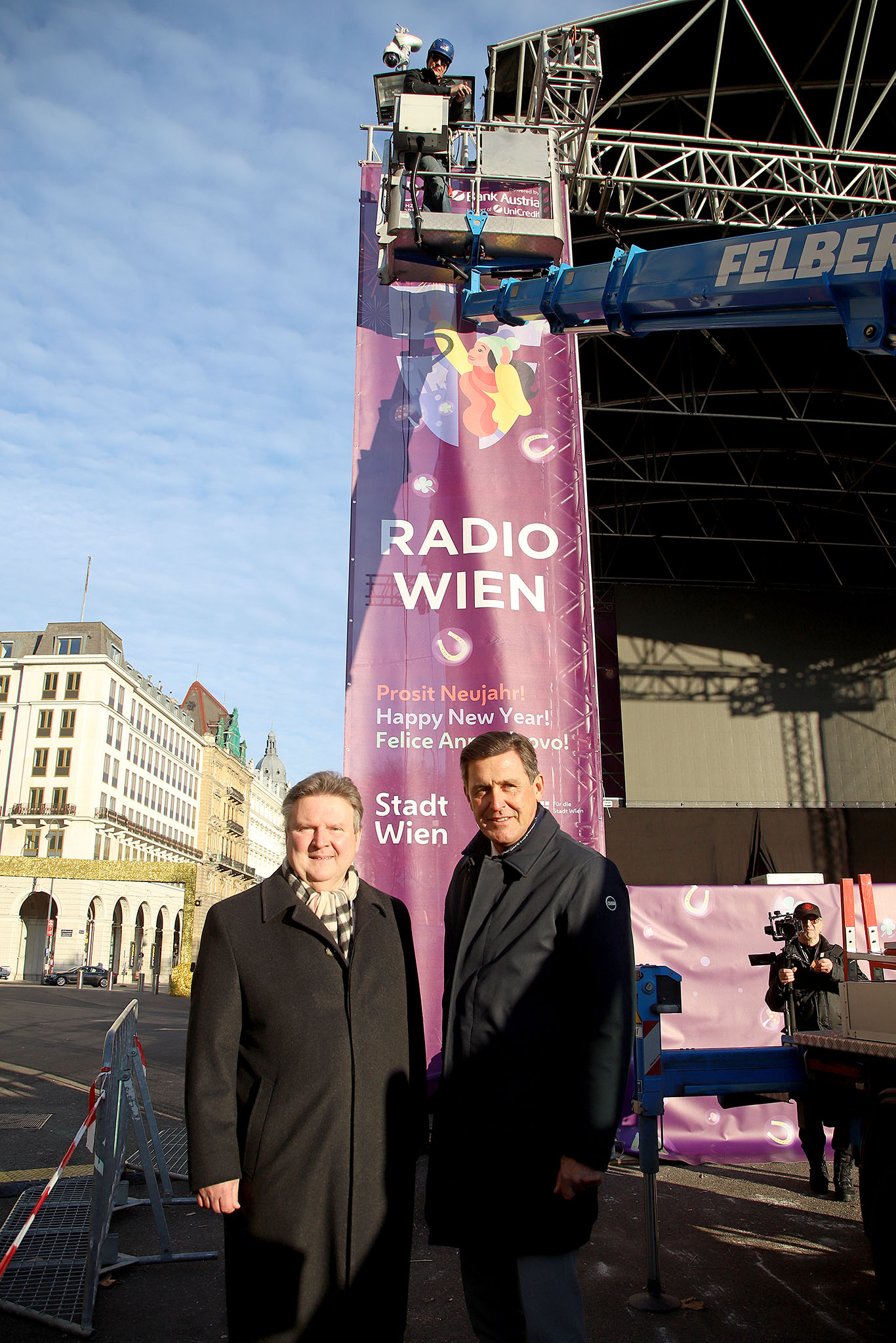 . Visita ai lavori di costruzione del Sentiero di Capodanno viennese .