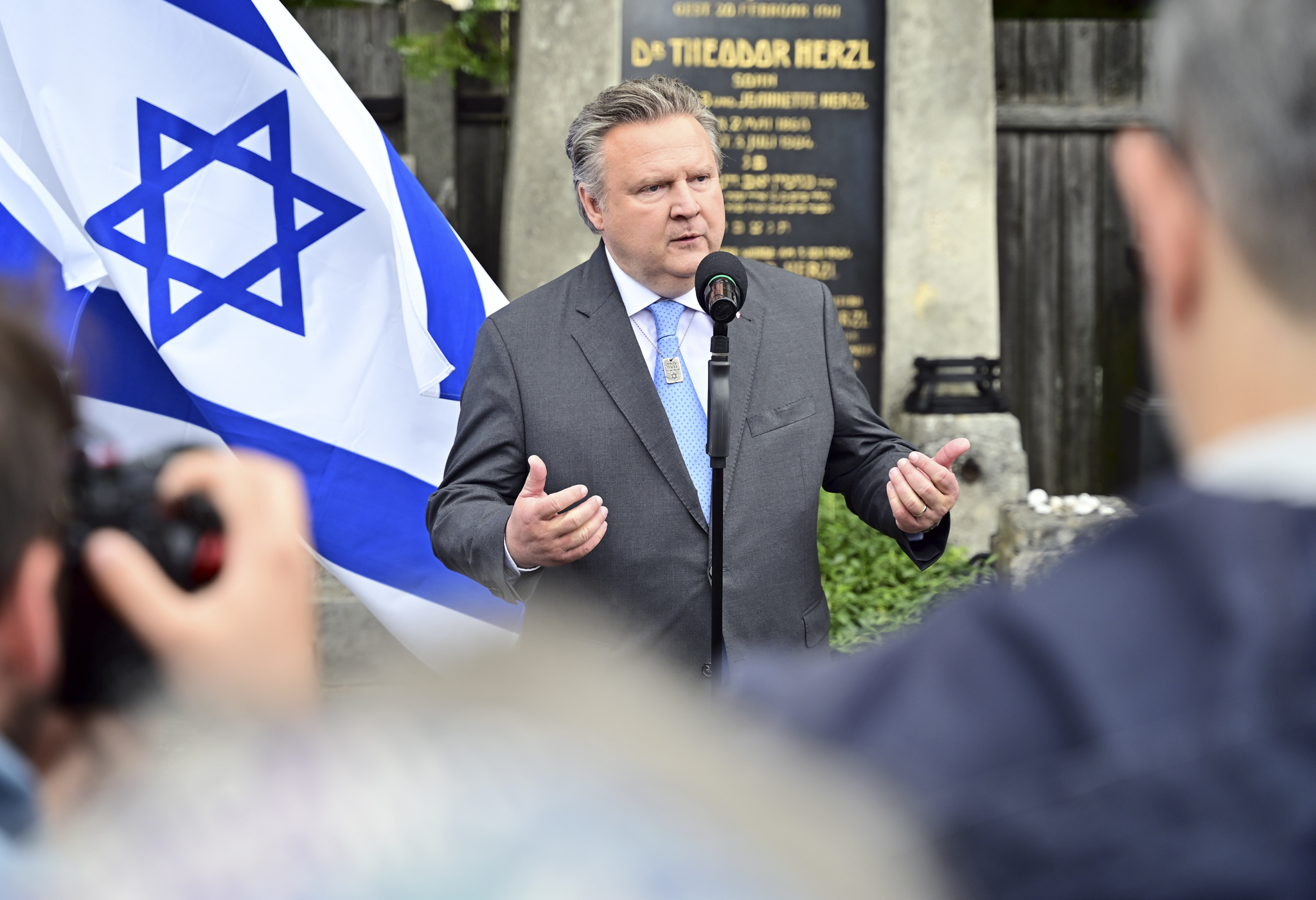 . Vienna commemora Theodor Herzl del 120 Death Day .