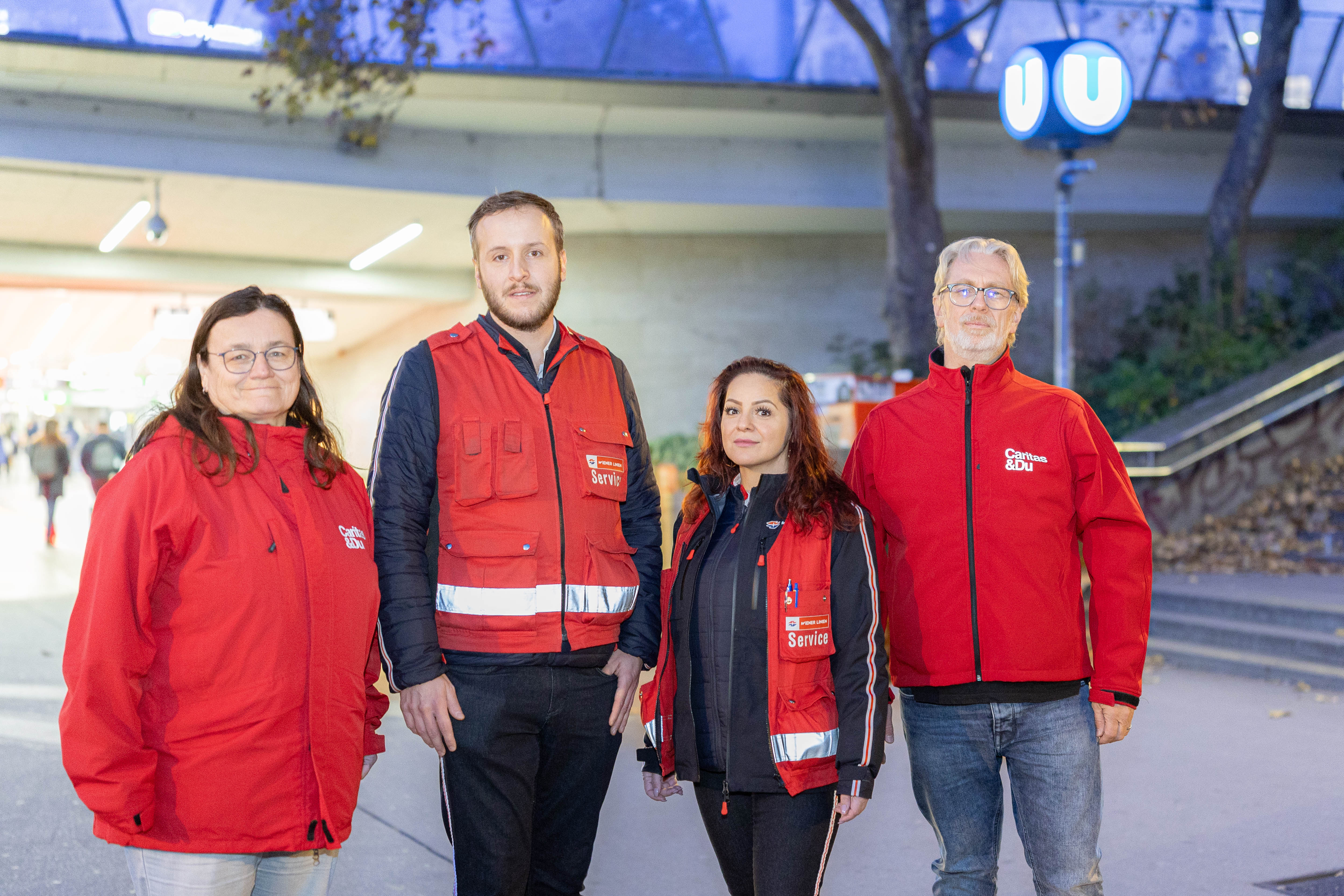 . Insieme durante i mesi freddi Wiener Linien e Caritas lavorano per i senzatetto .