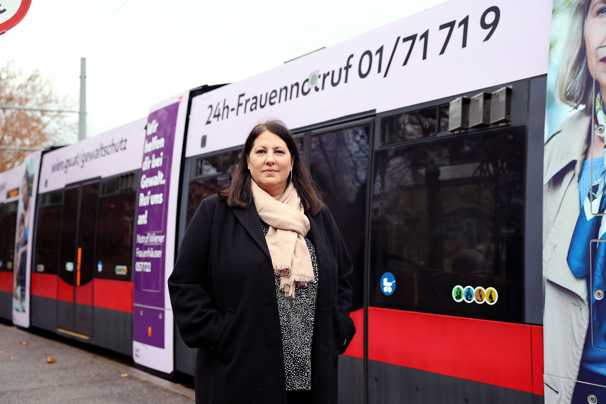 . 16 giorni contro la violenza  ferrovia stradale .