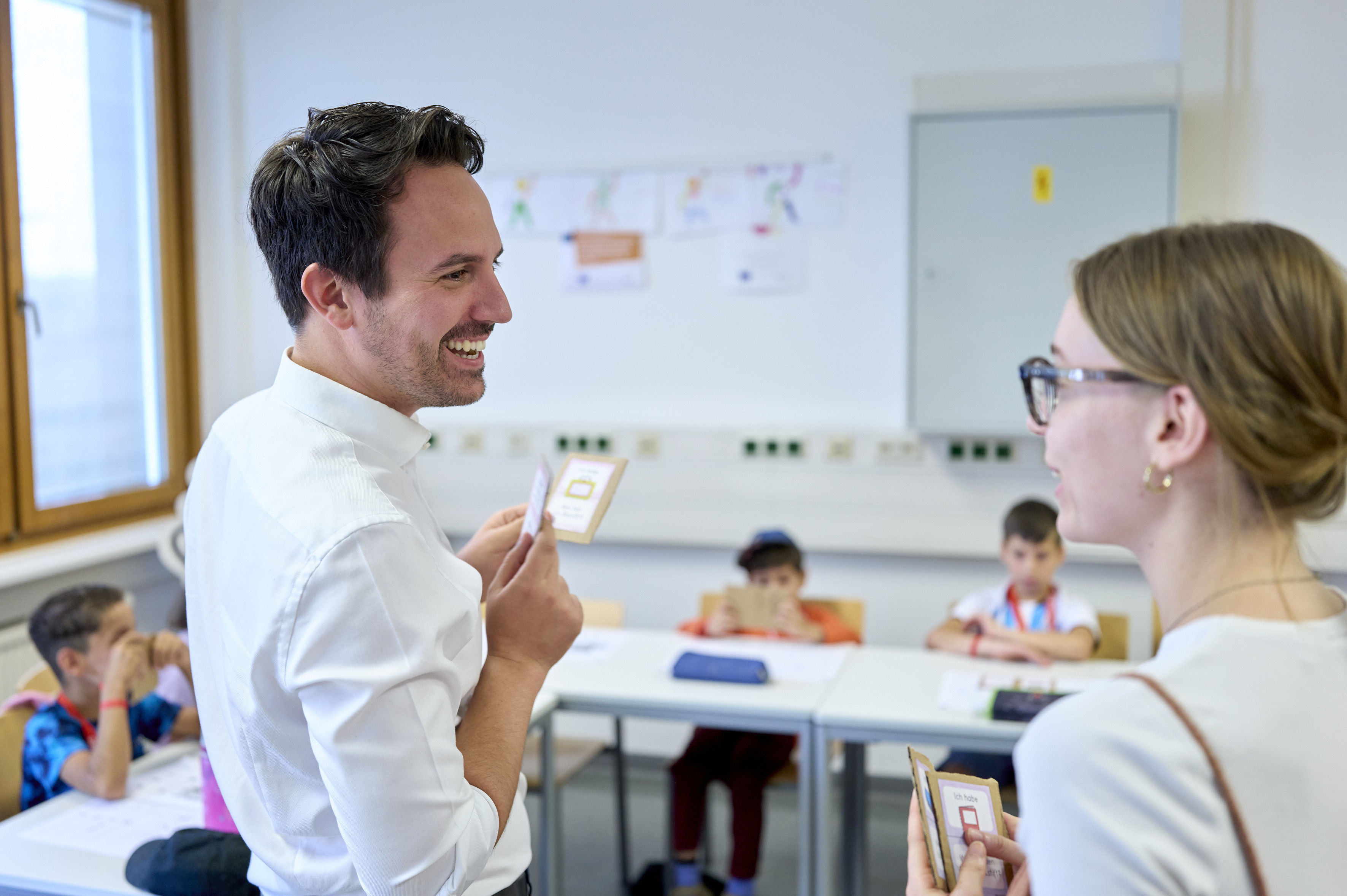 . Comprensione dell'iniziativa scolastica  tedesco e più supporta genitori e bambini .