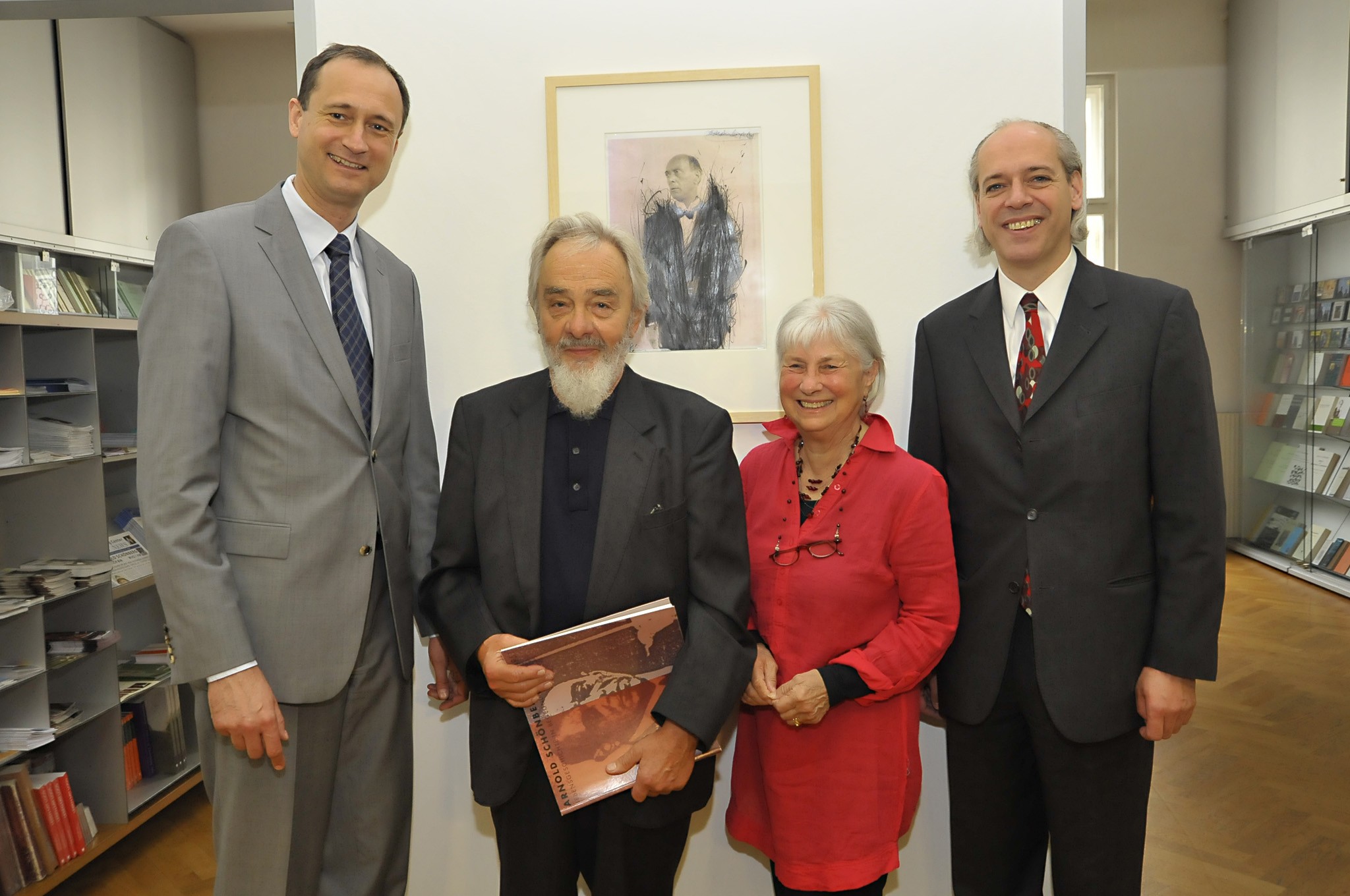 . Il Centro Schoenberg Arnulf Rainer dà  carico” Arnold Schoenberg .