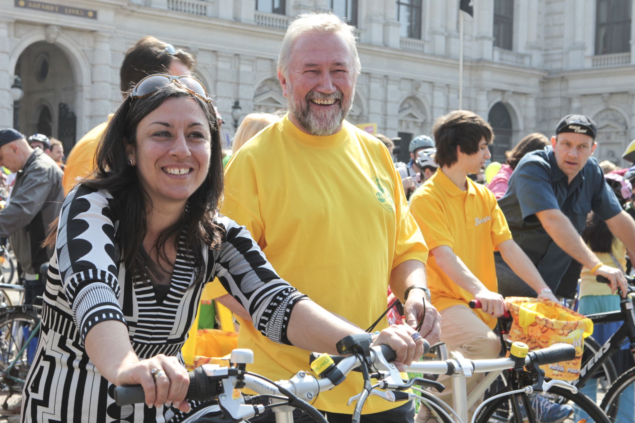 . 1 Grande successo della parata ciclistica di Vienna .