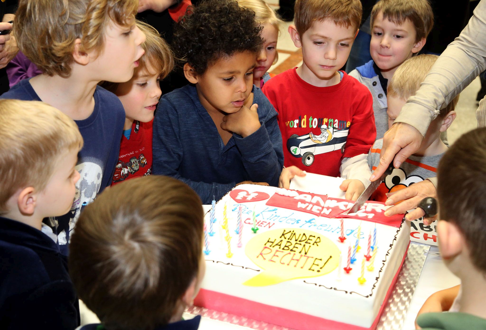 . Oggi è la giornata dei diritti dei bambini.